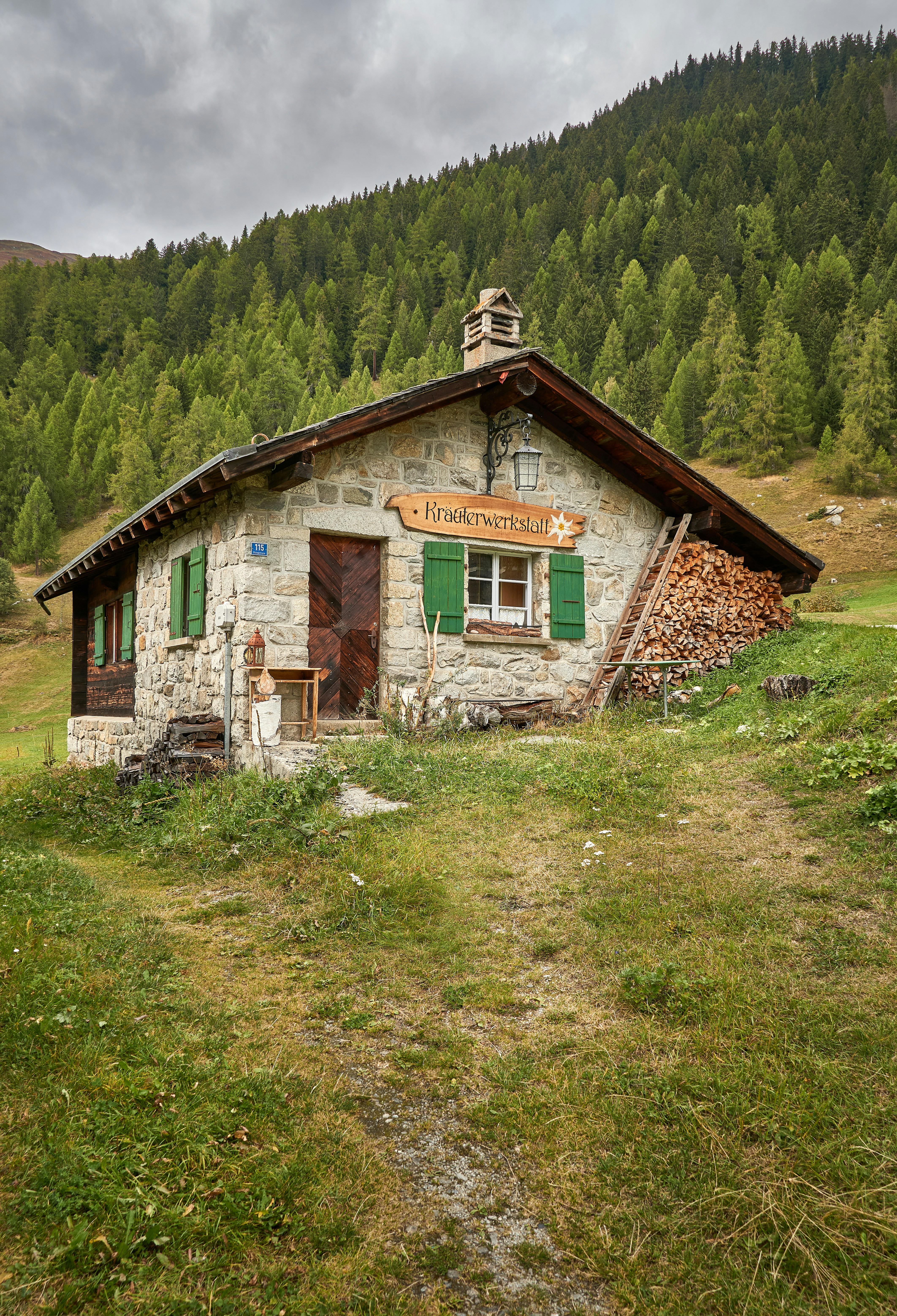 Herbal workshop, old house of Valais, Ritzingen, Upper Valais, Switzerland. Kräuterwerkstatt, altes Walliser Haus, Ritzingen, Oberwallis, Schweiz.